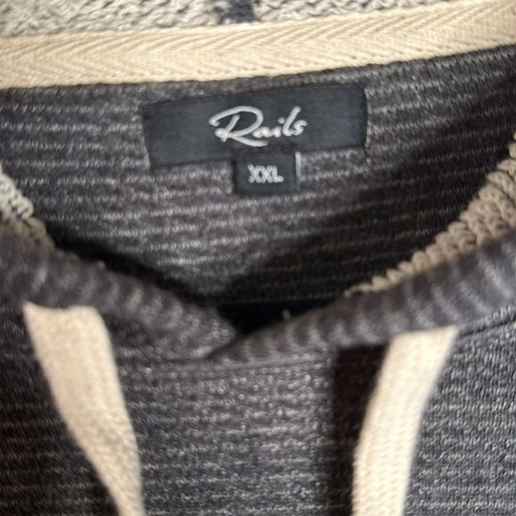 Rails Charcoal Gray Striped Men's
Smith Hooded Sweatshirt Size XXL NWOT - Picture 6 of 8